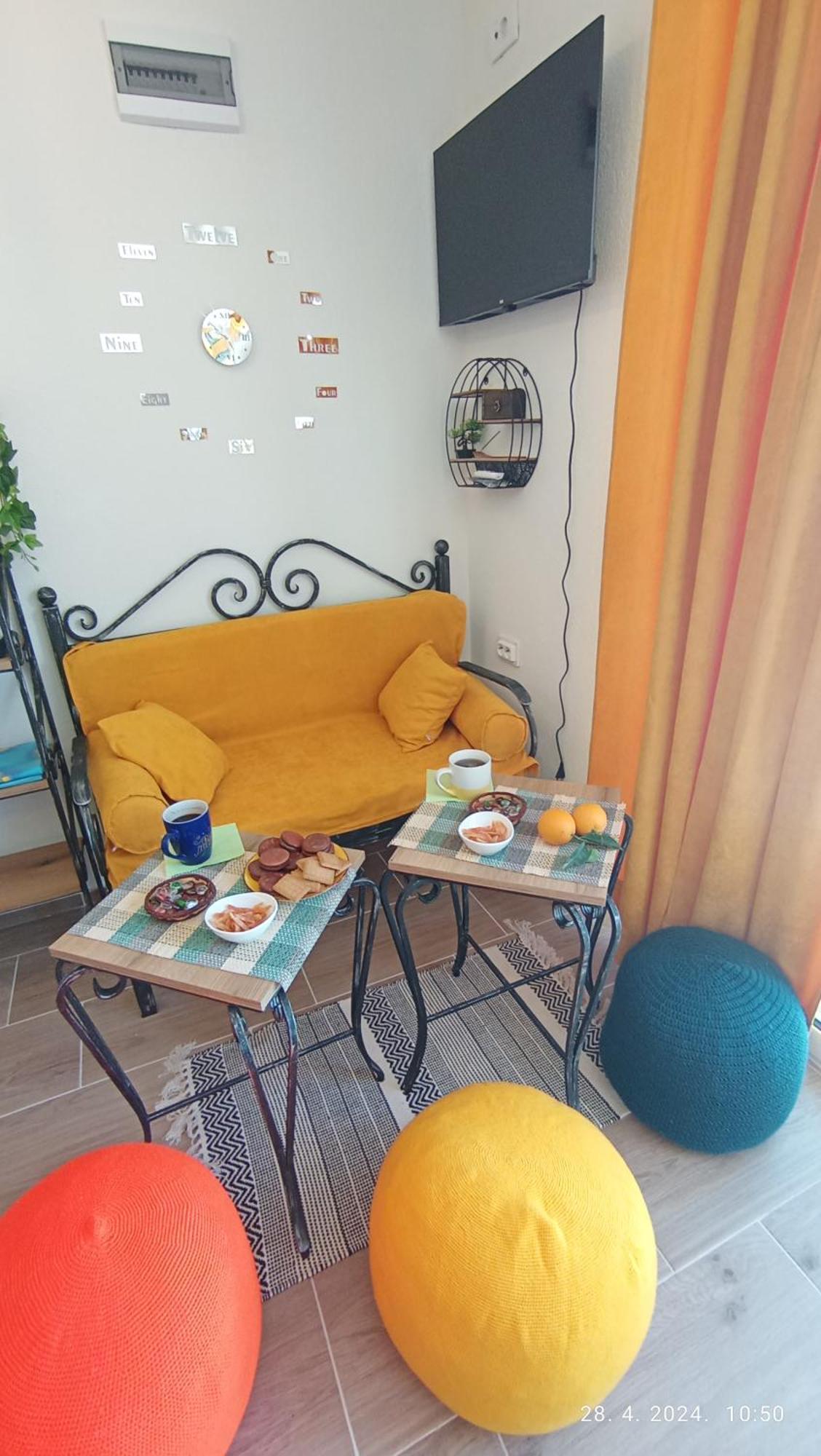 Lustica Apartments מראה חיצוני תמונה